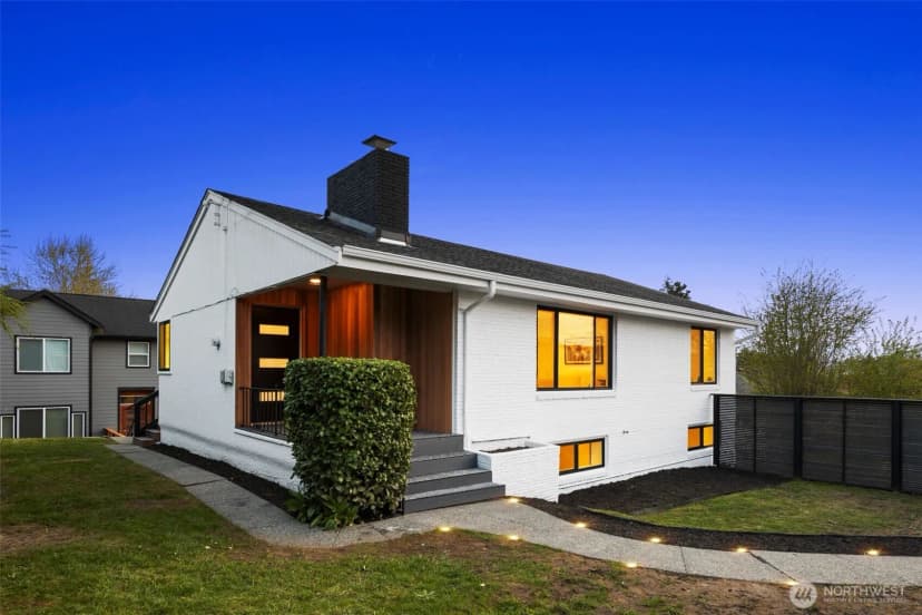 Property photo for 4839 S Holly Street, Seattle photo 2