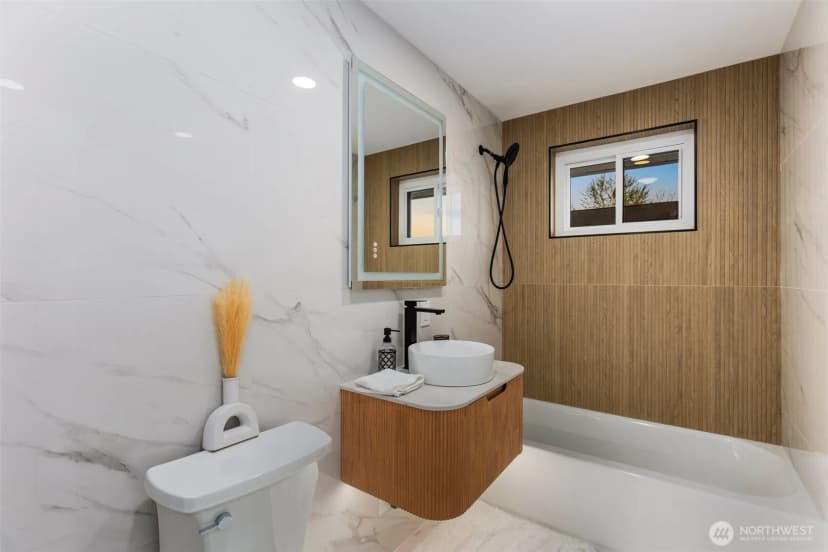 Property photo for 4839 S Holly Street, Seattle photo 15
