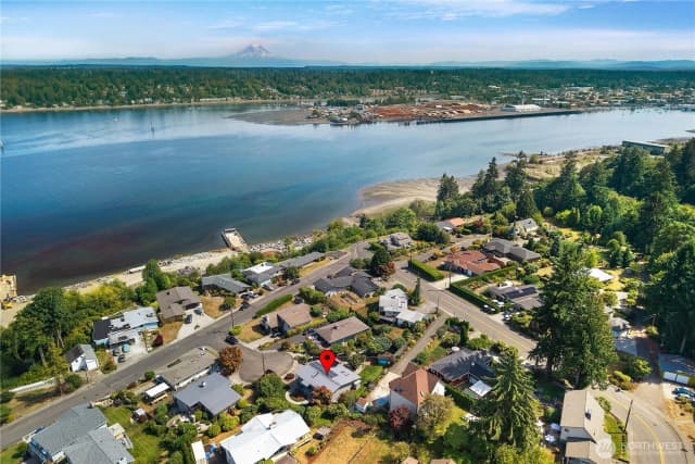 Property photo for 1313 Ebb Tide Terrace Nw, Olympia photo 3