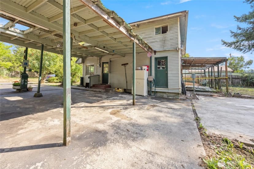 Property photo for 909 Fir Street Ne, Olympia photo 31