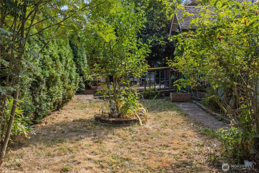 Property photo for 909 Fir Street Ne, Olympia photo 35