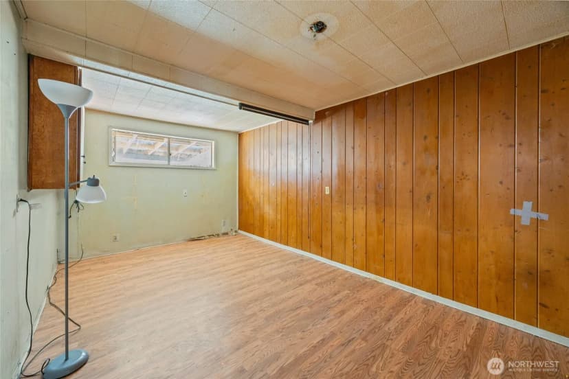 Property photo for 909 Fir Street Ne, Olympia photo 16