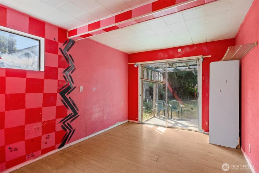 Property photo for 909 Fir Street Ne, Olympia photo 11