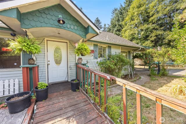 Property photo for 909 Fir Street Ne, Olympia