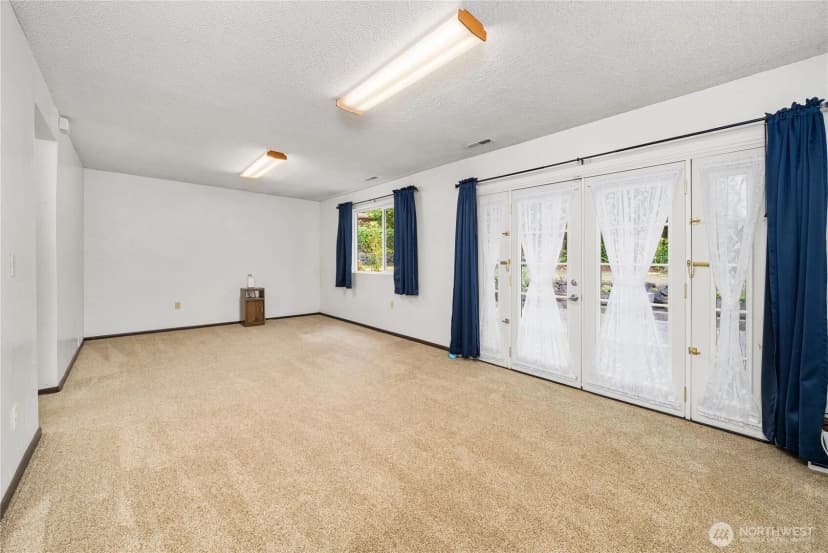 Property photo for 3109 Ne 40th Place, Bremerton photo 16