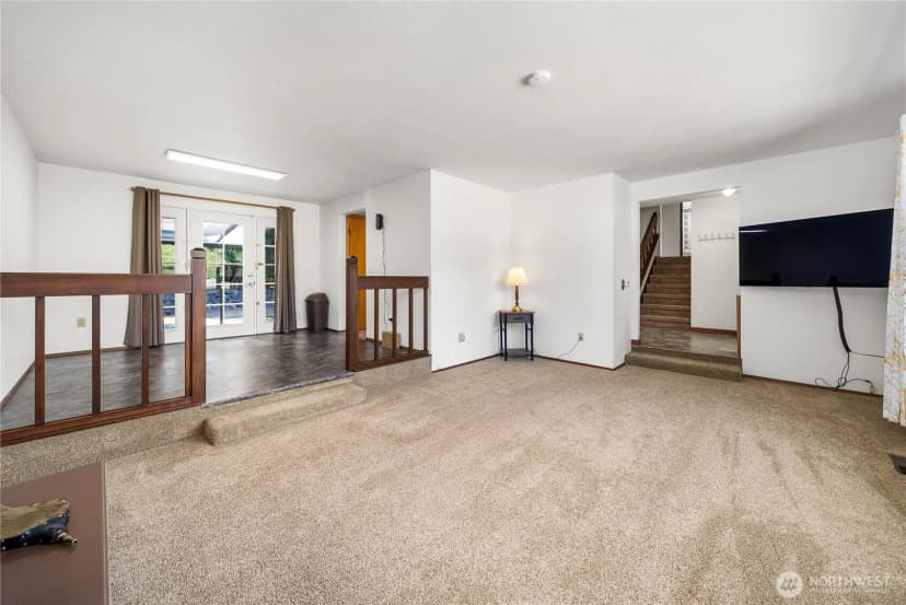 Property photo for 3109 Ne 40th Place, Bremerton photo 13