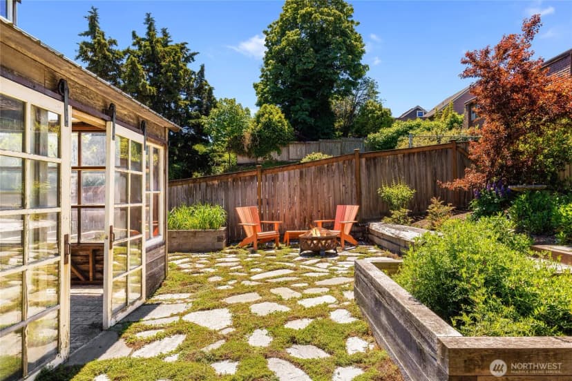Property photo for 1628 27th Avenue, Seattle photo 30