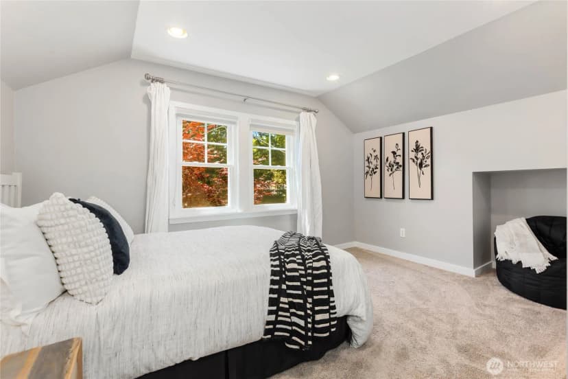 Property photo for 1628 27th Avenue, Seattle photo 16