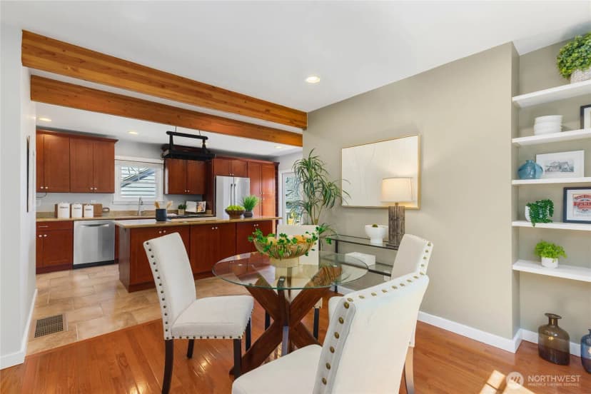 Property photo for 1628 27th Avenue, Seattle photo 6