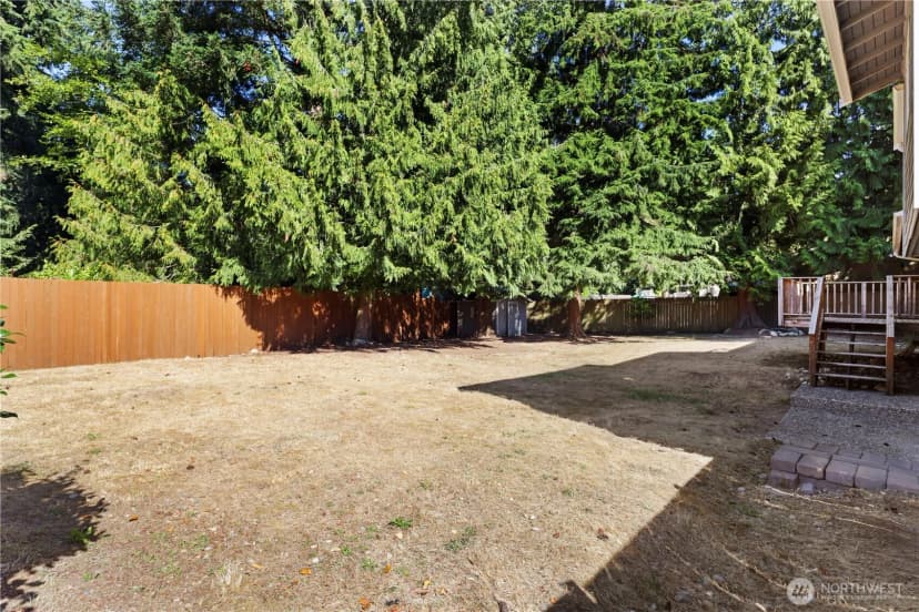 Property photo for 10420 9th Street Se, Everett photo 22