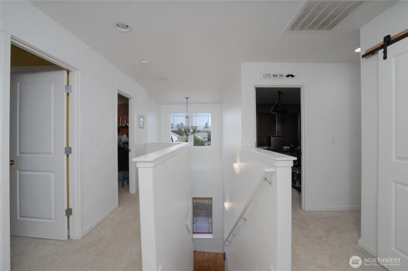 Property photo for 2917 Sw Berwick Drive, Oak Harbor photo 18