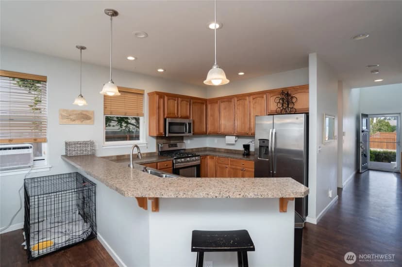 Property photo for 2917 Sw Berwick Drive, Oak Harbor photo 7