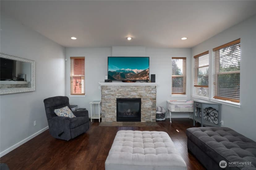 Property photo for 2917 Sw Berwick Drive, Oak Harbor photo 5