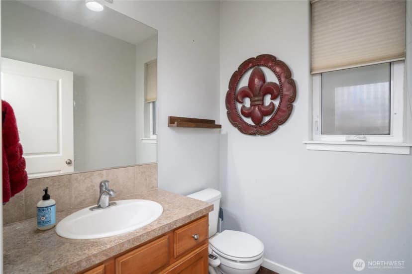 Property photo for 2917 Sw Berwick Drive, Oak Harbor photo 11