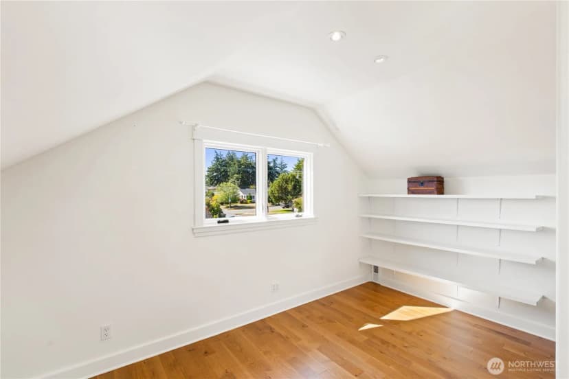 Property photo for 1219 10th Street, Anacortes photo 24
