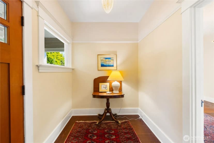 Property photo for 1219 10th Street, Anacortes photo 2