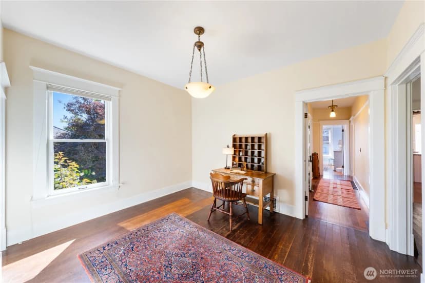 Property photo for 1219 10th Street, Anacortes photo 16