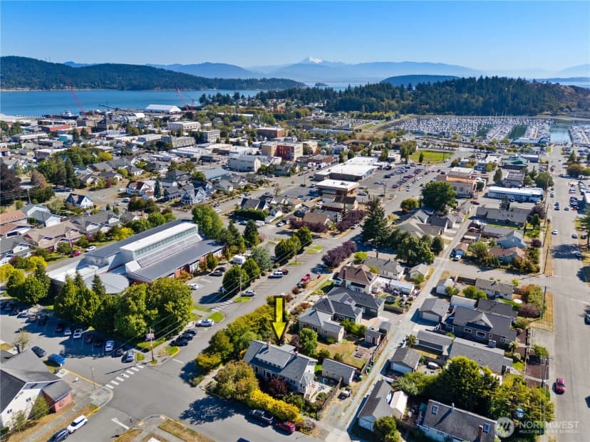 Property photo for 1219 10th Street, Anacortes photo 38