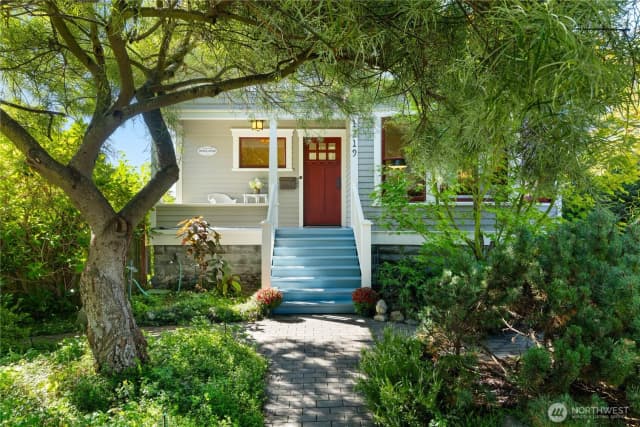 Property photo for 1219 10th Street, Anacortes