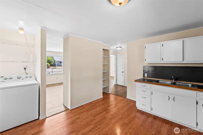 Property photo for 1009 118th Street S, Tacoma photo 6