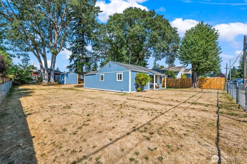 Property photo for 1009 118th Street S, Tacoma photo 20