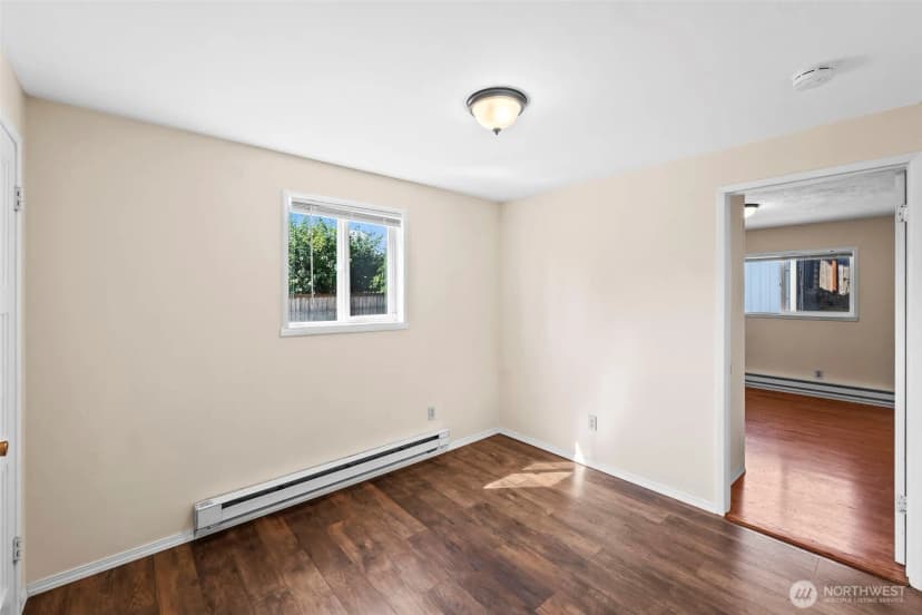 Property photo for 1009 118th Street S, Tacoma photo 14