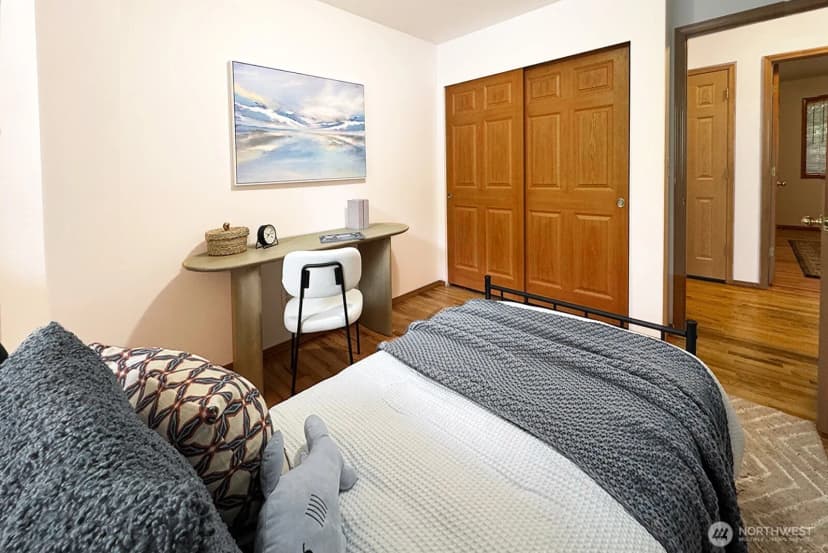 Property photo for 11714 36th Avenue Ne, Seattle photo 19