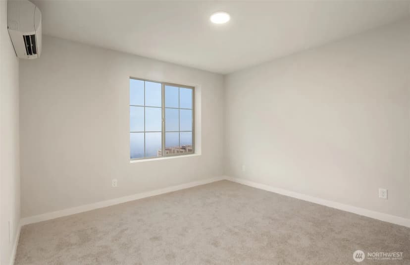 Property photo for 26543 Ne 143rd Circle Ne #10-d, Duvall photo 10