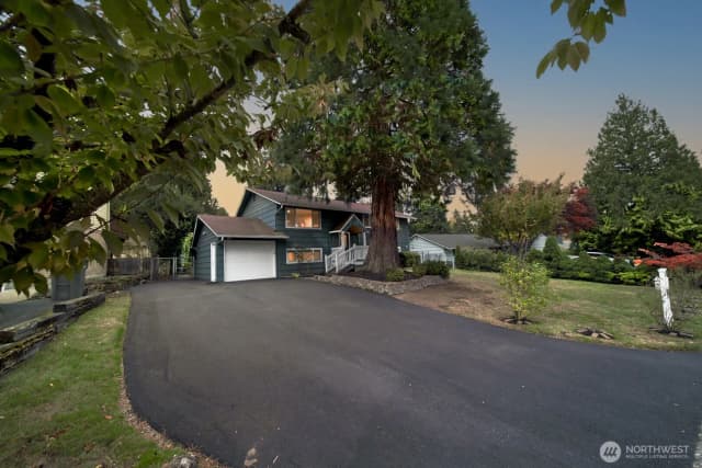 Property photo for 12828 110th Avenue Ne, Kirkland photo 3