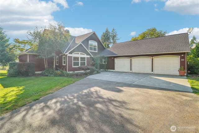 Property photo for 14827 Three Lakes Road, Snohomish photo 2
