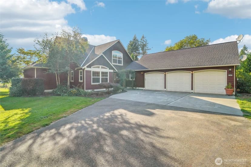 Property photo for 14827 Three Lakes Road, Snohomish photo 2