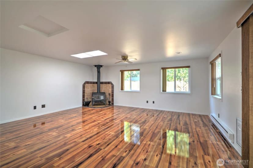 Property photo for 13112 54th Drive Ne, Marysville photo 11
