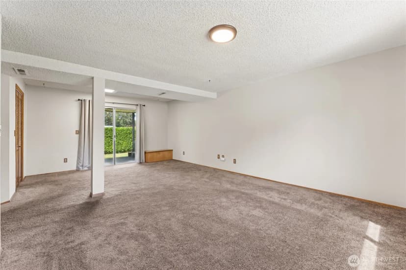Property photo for 2402 Se 21st Street, Renton photo 18