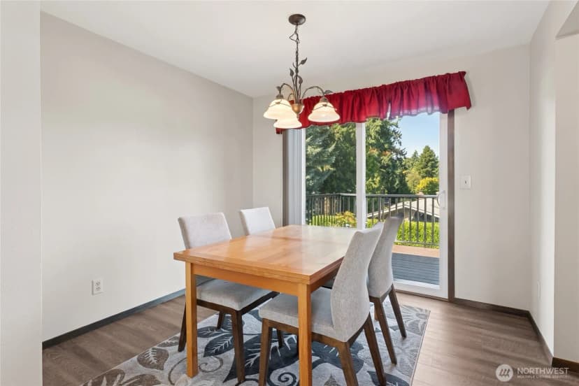 Property photo for 2402 Se 21st Street, Renton photo 8