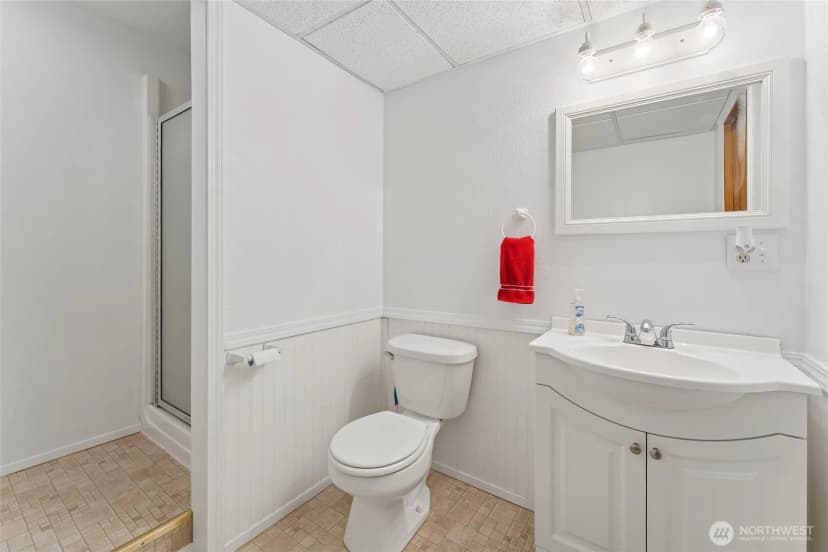 Property photo for 2402 Se 21st Street, Renton photo 19