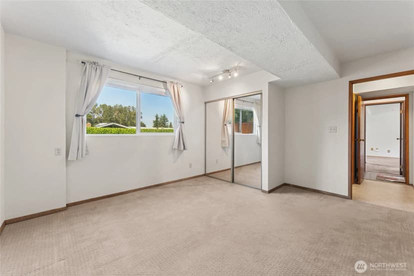 Property photo for 2402 Se 21st Street, Renton photo 21