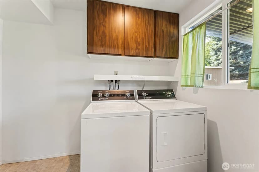 Property photo for 2402 Se 21st Street, Renton photo 16