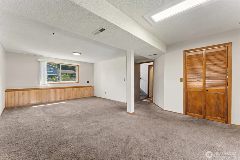 Property photo for 2402 Se 21st Street, Renton photo 17