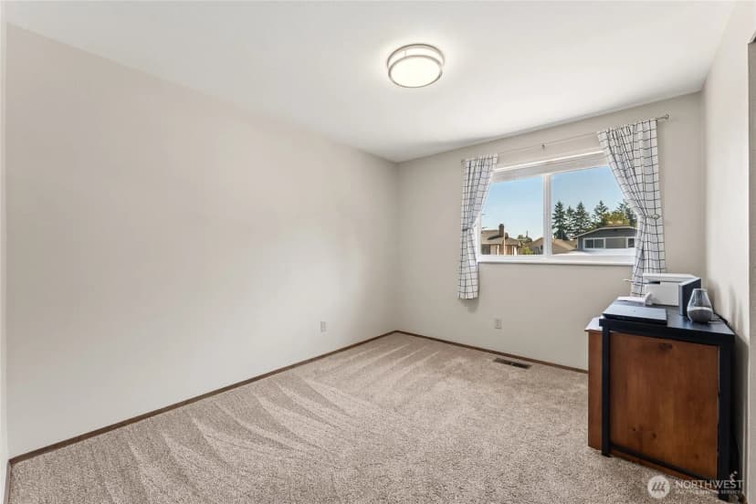 Property photo for 2402 Se 21st Street, Renton photo 13