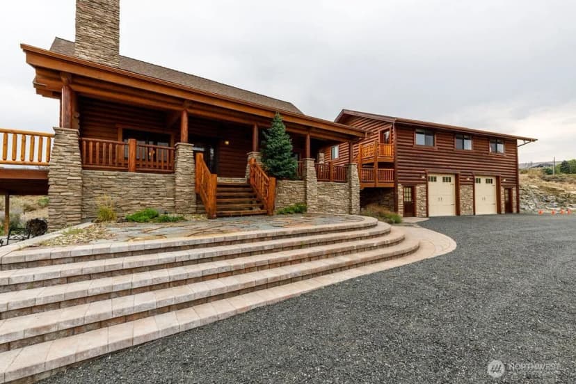 Property photo for 45500 Chardonnie Lane N, Grand Coulee photo 38