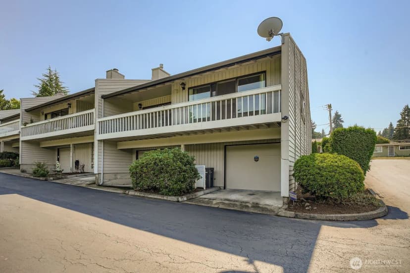 Property photo for 2730 Sw 327th Street #d18, Federal Way photo 4