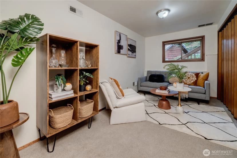 Property photo for 6976 Sylvan Way Sw, Seattle photo 28
