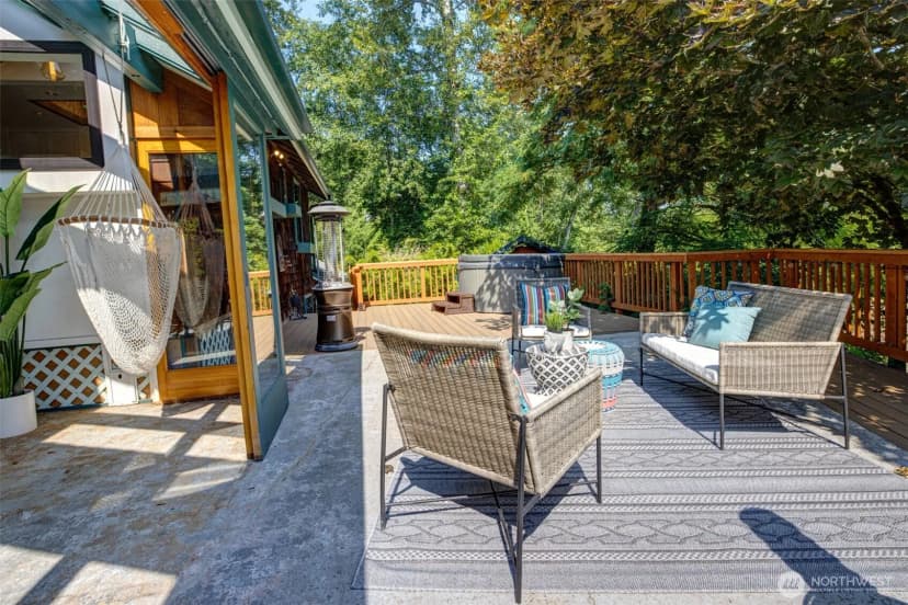 Property photo for 6976 Sylvan Way Sw, Seattle photo 21