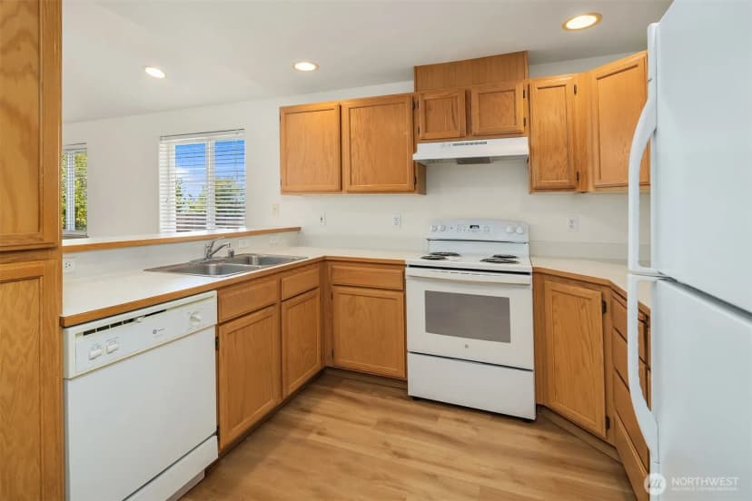 Property photo for 19322 Crown Ridge Boulevard, Arlington photo 5