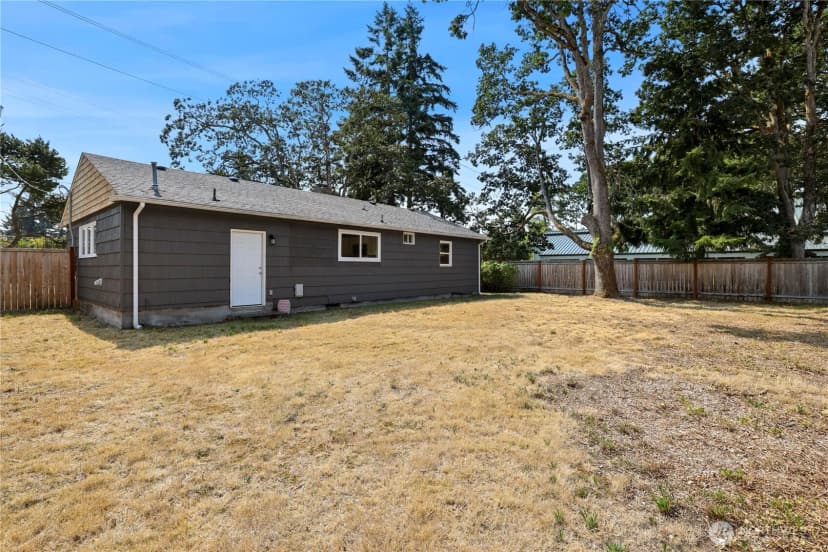 Property photo for 8429 Washington Boulevard Sw, Lakewood photo 17