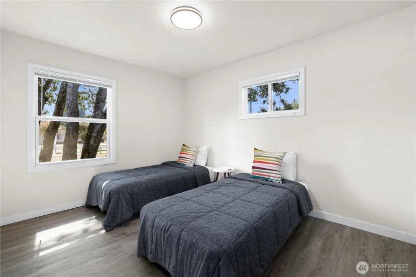 Property photo for 8429 Washington Boulevard Sw, Lakewood photo 12