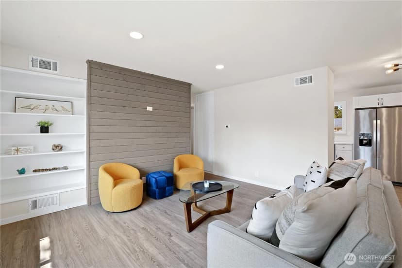 Property photo for 8429 Washington Boulevard Sw, Lakewood photo 4