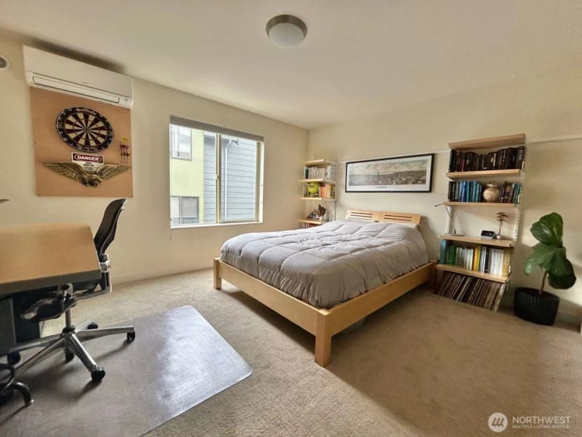 Property photo for 4852 40th Avenue Sw #b, Seattle photo 13