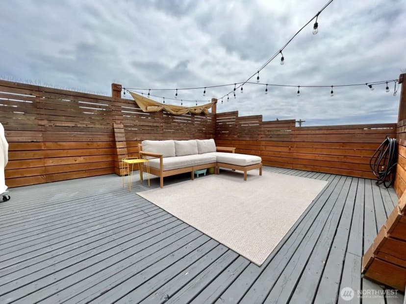 Property photo for 4852 40th Avenue Sw #b, Seattle photo 23