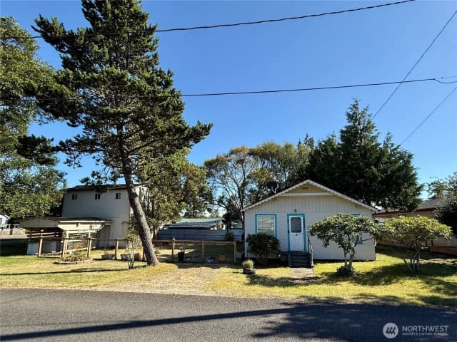 Property photo for 1512 270th Place, Ocean Park photo 2
